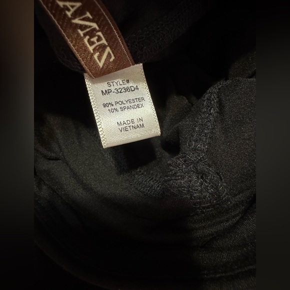 Zenana Brushed Microfiber Wide Waistband Black Biker Shorts - Picture 4 of 5